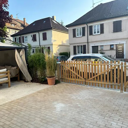 Altes Stadthaus Mit Garten Und Gewoelbekeller * شتوتغارت
